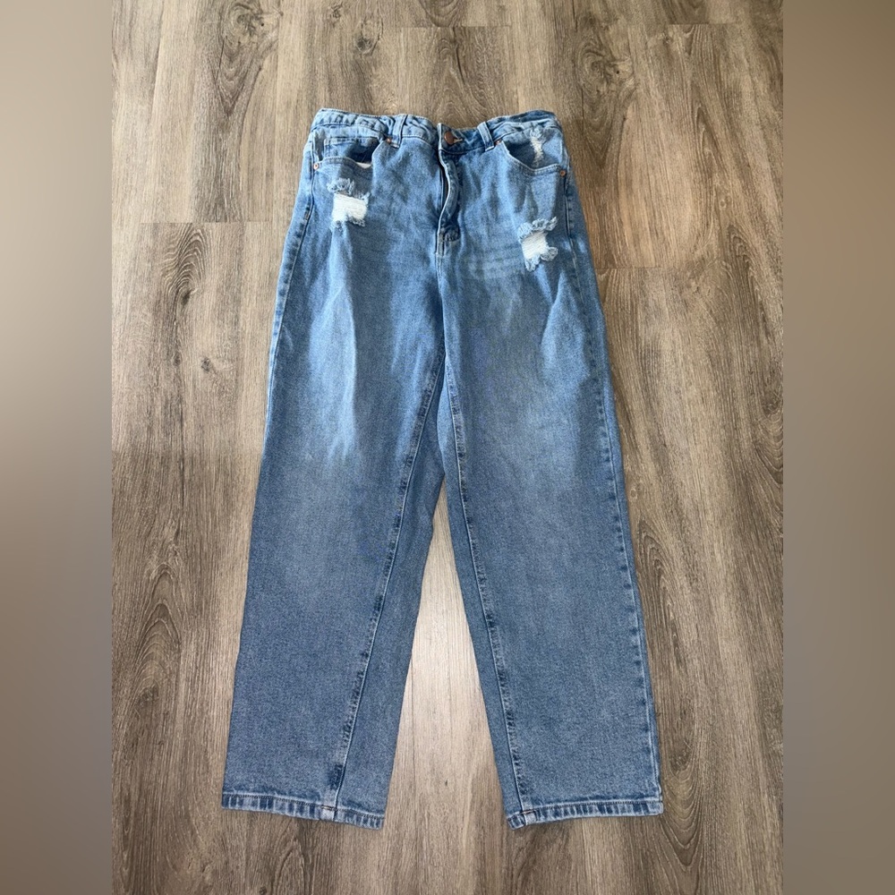 No Boundaries - Distressed Straight Leg Jeans